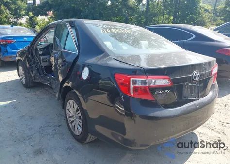 2012 Toyota Camry L z USA, uszkodzony, nr VIN 4T1BF1FK7CU620701